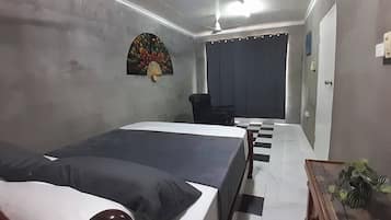 2 chambres, fer et planche Ă repasser, Wi-Fi, draps fournis
