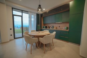 Villa – signature, balkong, fjellutsikt | Eget kjøkken | Vannkoker