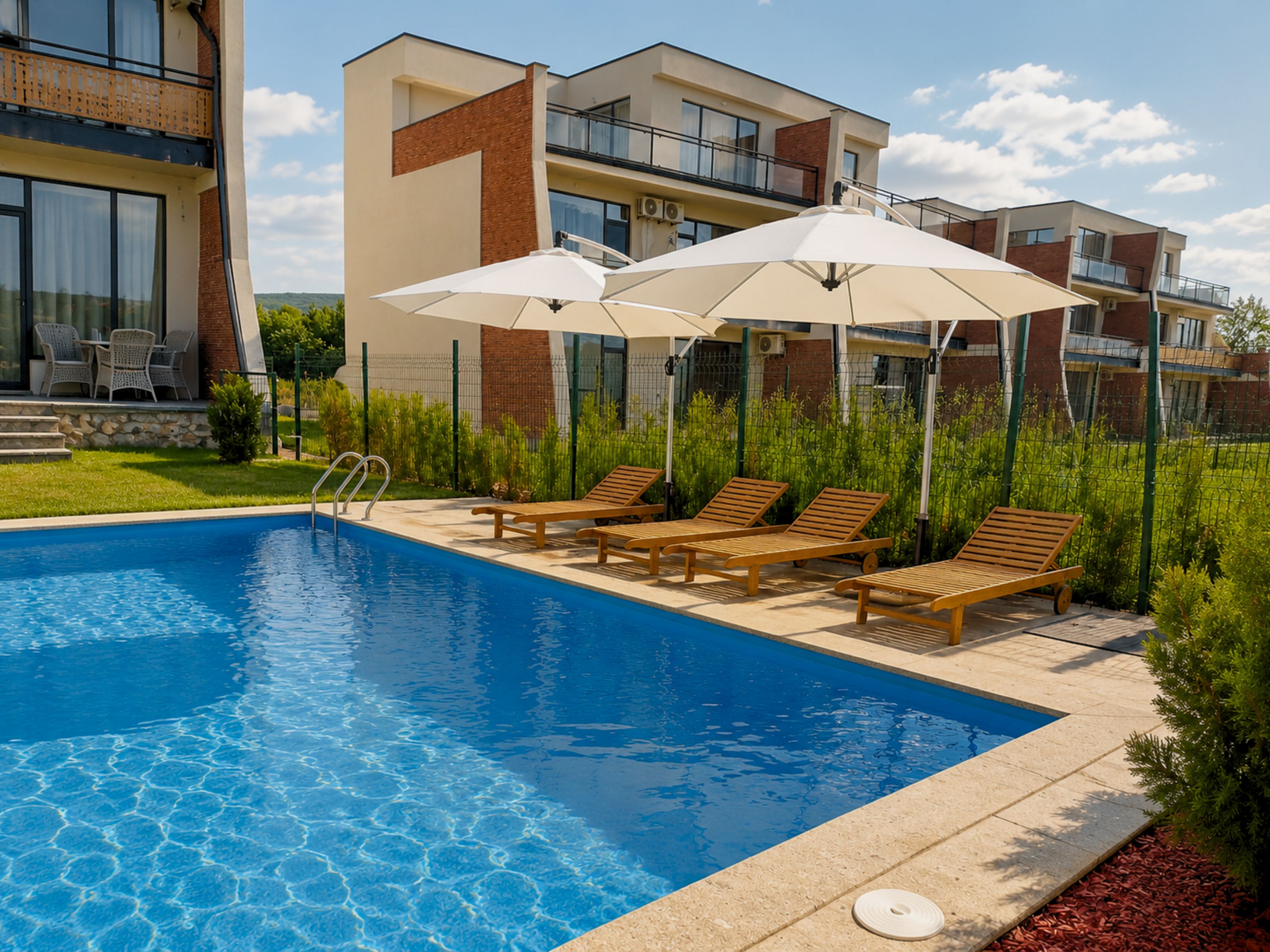 Private pool