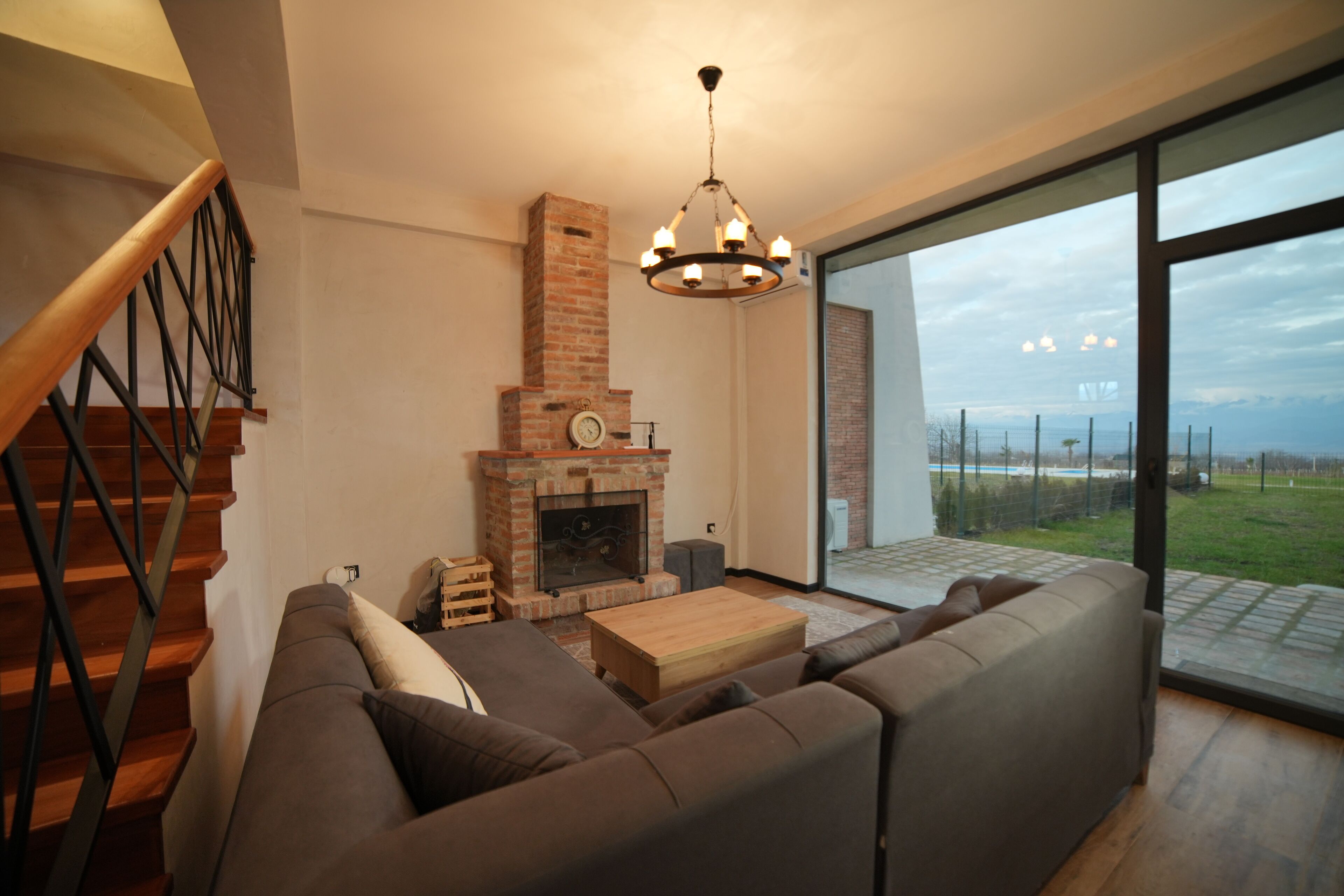 高级别墅, 山景 | 起居区