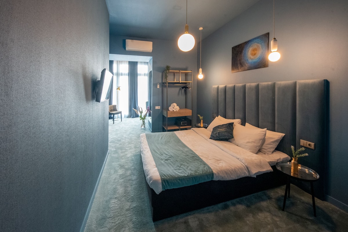 Double Room, Courtyard View | In-room safe, desk, laptop workspace, blackout drapes