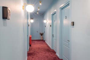 Property grounds - HB Freeze Inn (Tbilisi)
