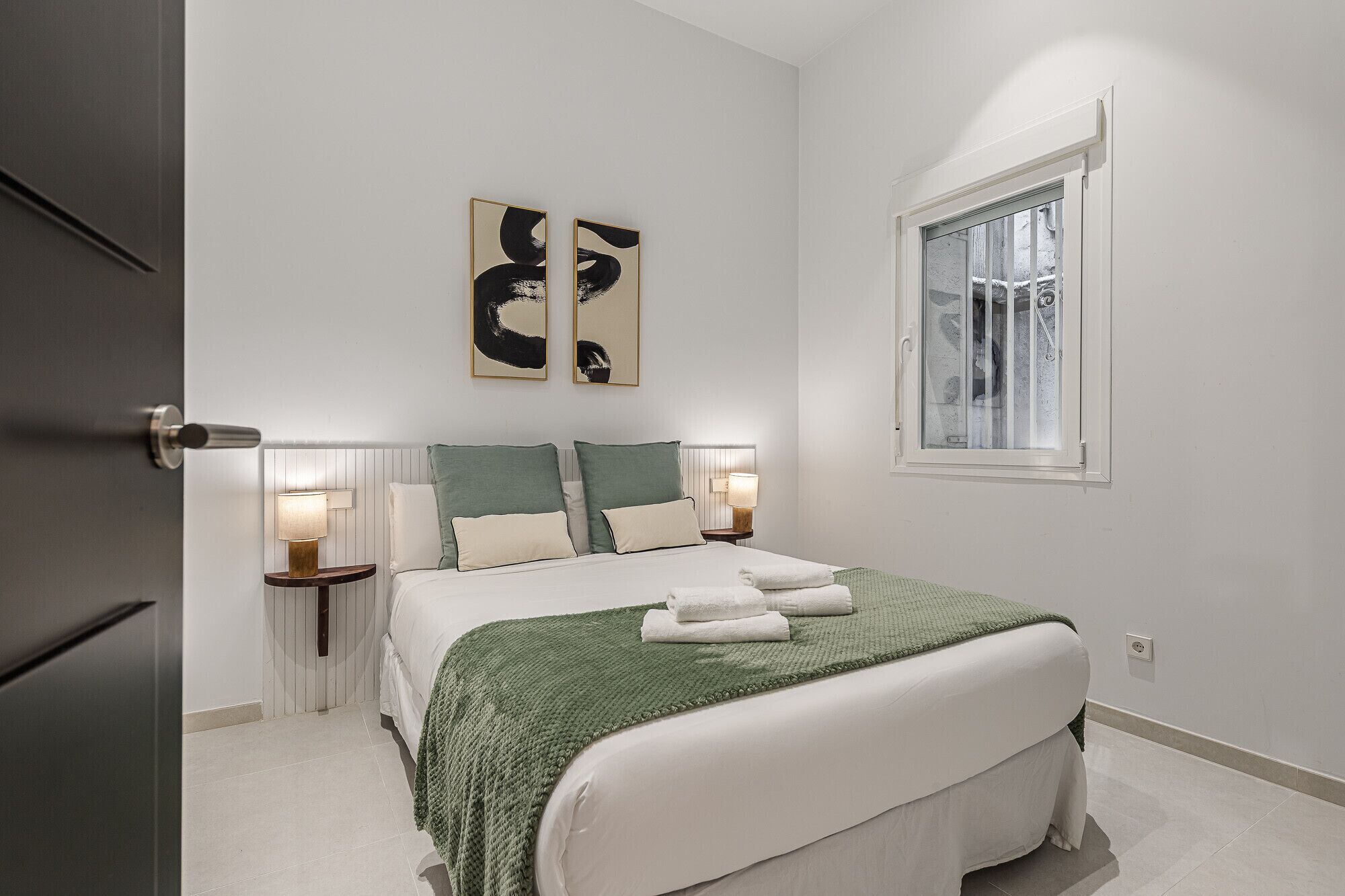 1 dormitorio, tabla de planchar con plancha, wifi gratis y ropa de cama