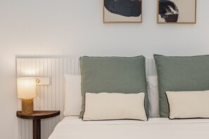 1 bedroom, iron/ironing board, free WiFi
