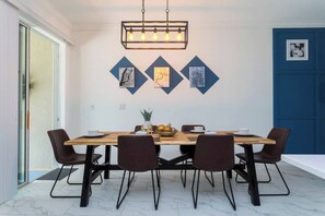 Dining - FREE Waterpark 4BR Marvel Superhero-Themed 2967 (Kissimmee)