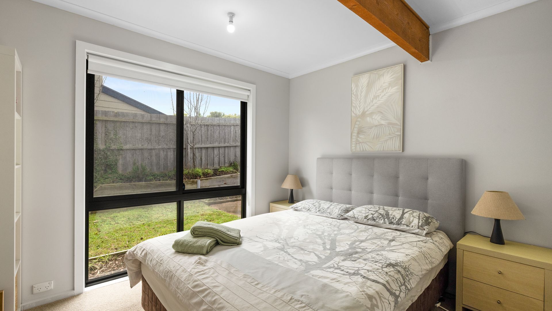 3 bedrooms, iron/ironing board, travel cot, Internet