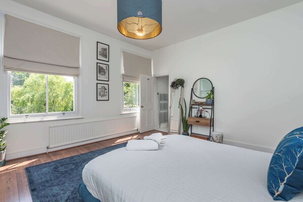 1 bedroom, iron/ironing board, Internet, bed sheets