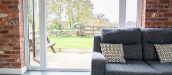 Bryn Bethel - sleeps 6 guests in 3 bedrooms