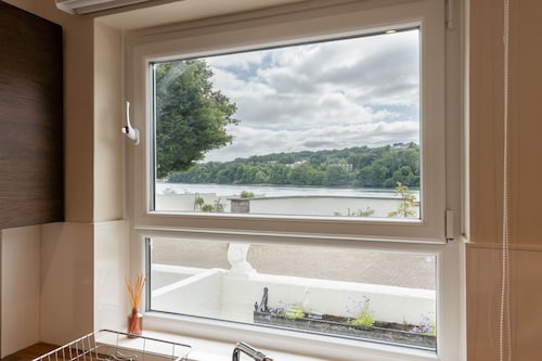Dolfor - sleeps 6 guests  in 3 bedrooms