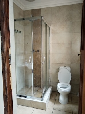 Estudio, 1 habitación, para fumadores, patio | Baño