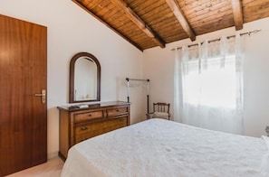 3 bedrooms, iron/ironing board, Internet, bed sheets - Villa Rosa parking & wifi Via San Michele Arcangelo, 96017 Noto, (Sicilia)