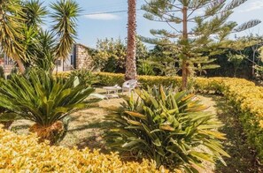 Property grounds - Villa Rosa parking & wifi Via San Michele Arcangelo, 96017 Noto, (Sicilia)