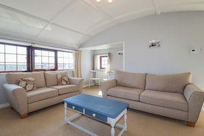 Living area - The Loft (Truro)
