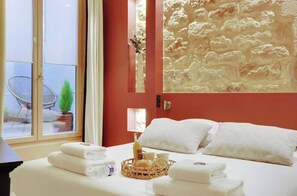 4 Schlafzimmer, Bügeleisen/Bügelbrett, WLAN, Bettwäsche