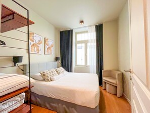 3 chambres, fer et planche à repasser, Wi-Fi gratuit, draps fournis