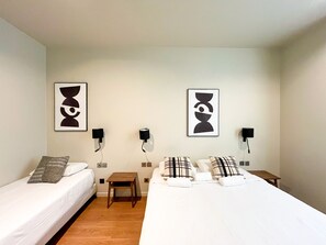 3 bedrooms, iron/ironing board, free WiFi, bed sheets