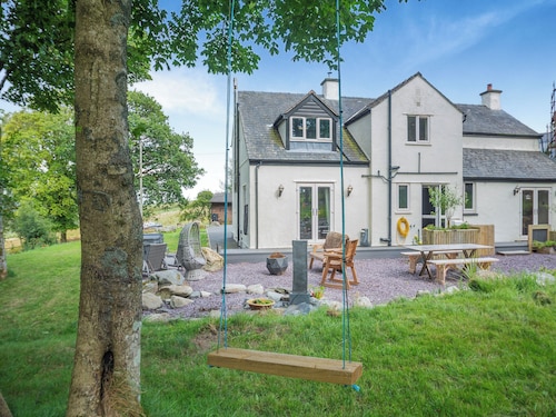4 bedroom accommodation in Betws-Y-Coed