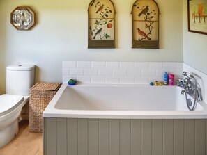 Unclassified image, 2 of 26, button