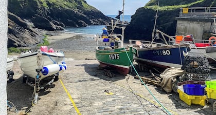 4 Schlafzimmer Unterkunft in St Mawes