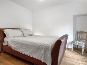 2 bedrooms, free WiFi