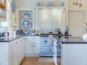 Dishwasher, highchair