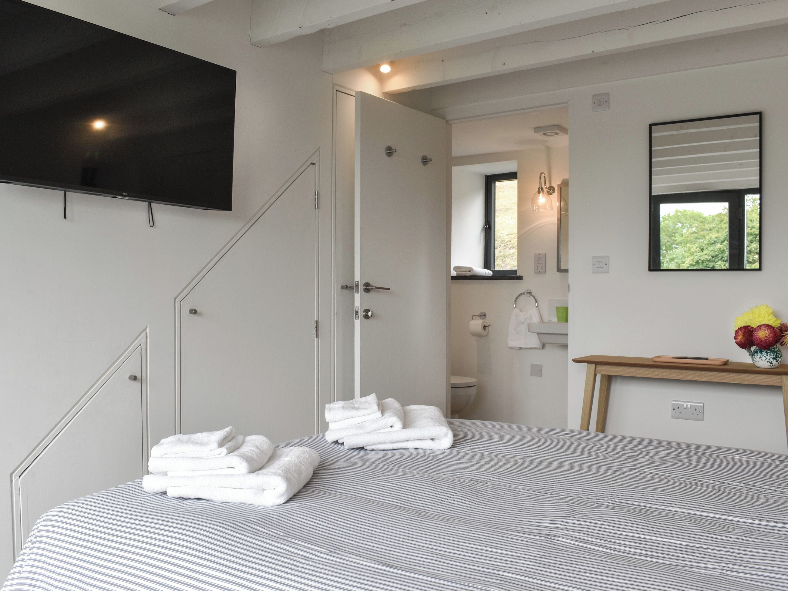 1 bedroom, WiFi (free)
