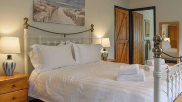 4 bedrooms, free WiFi