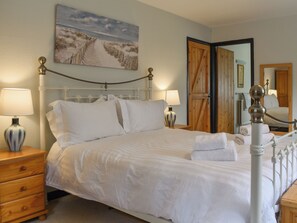 4 bedrooms, free WiFi