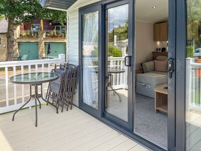 Drover's Den - UK50090