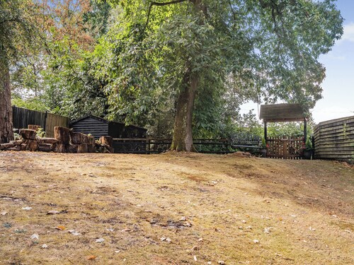The Retreat - UK50421