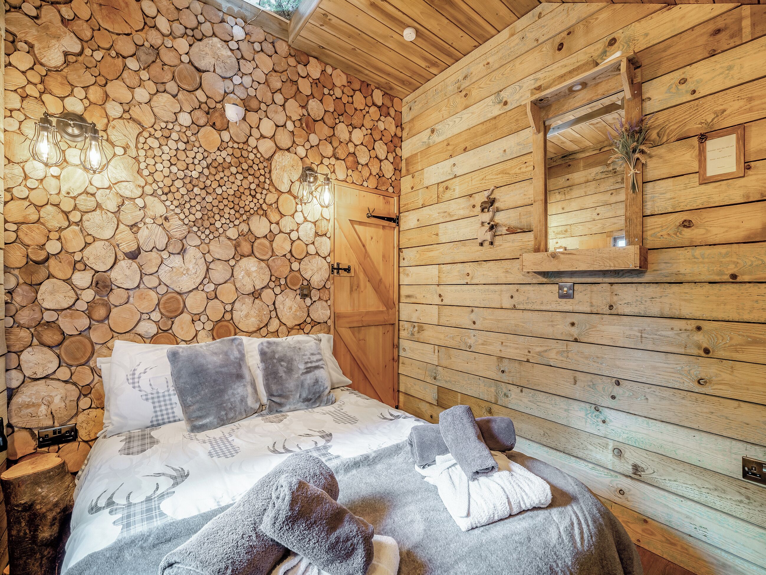2 chambres, Wi-Fi gratuit, draps fournis