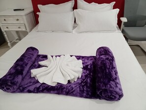 4 habitaciones, wifi gratis y ropa de cama 