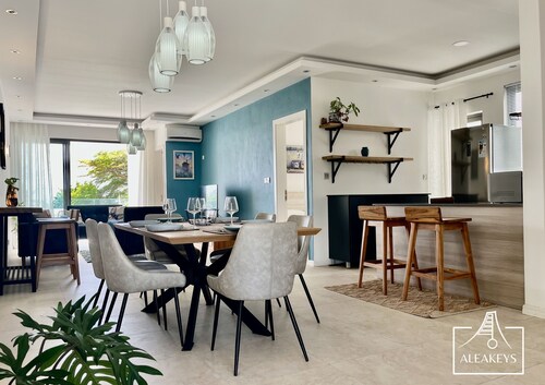 Sandy Feet – Elegance, air conditioning, 2 minutes from Péreybère Beach