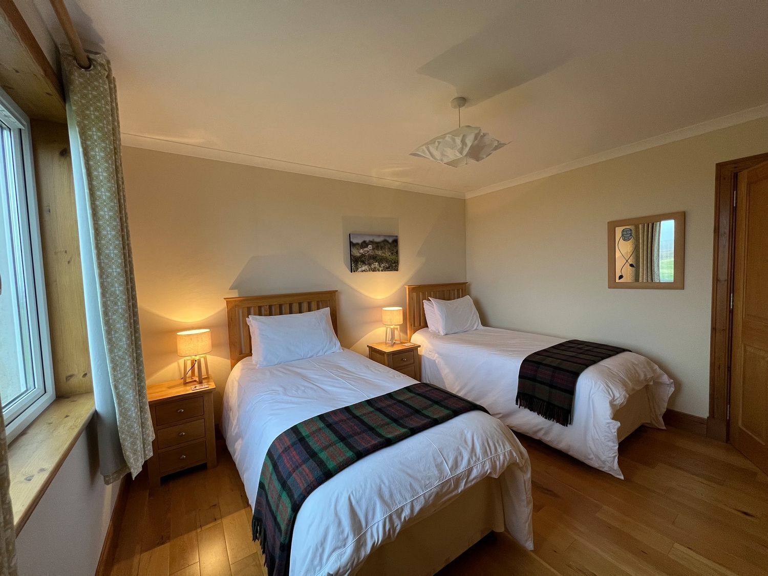 4 間臥室、獨特裝潢、布置獨特、免費無線上網