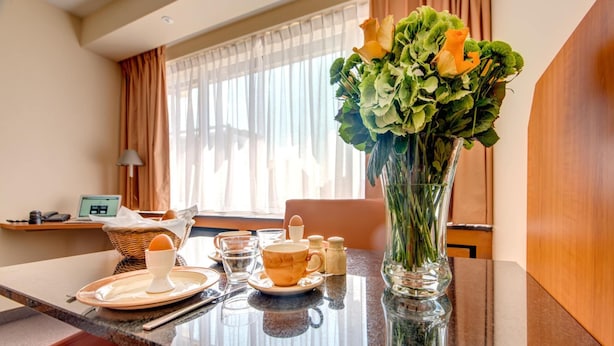 Dining - Apartment in Antwerp Near Train Station (Antwerp)