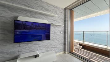 特級公寓客房, 露台, 海景 | 隔音、熨斗/熨衫板、免費 Wi-Fi
