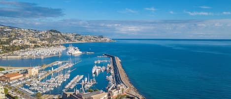 Marina/club náutico