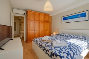 1 quarto, ferros/tábuas de passar roupa, Wi-Fi de cortesia