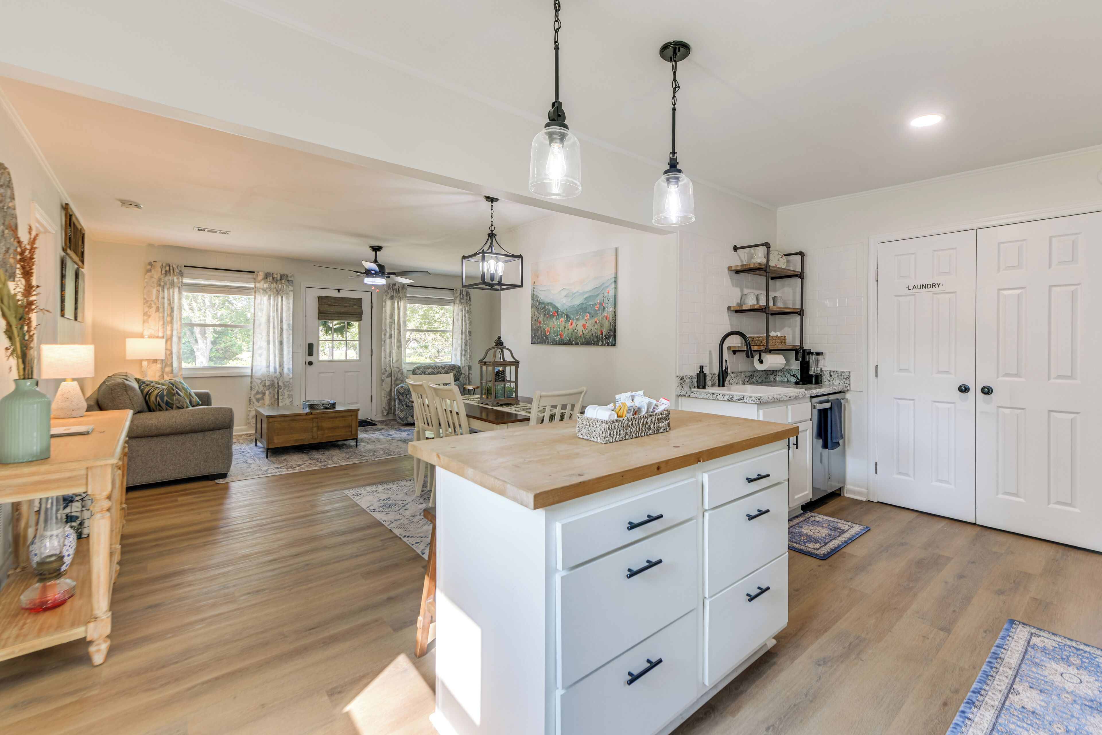 House (2 Bedrooms) | Interior