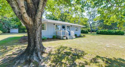 Walk to Dtwn Pine Mountain! 'evergreen Cottage'
