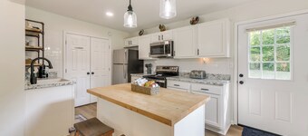 Walk to Dtwn Pine Mountain! 'evergreen Cottage'