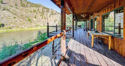 Hike, Fish & Unwind: Remote Escape in Montana