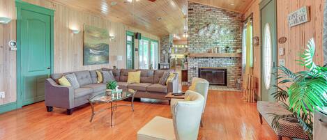 House (4 Bedrooms) | Interior