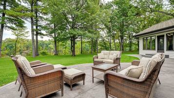 House (3 Bedrooms) | Front of property