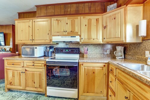 Walk to Greers Ferry Lake! Home w/ Dock Access