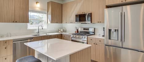 شقة (3 Bedrooms) | المنشأة من الداخل