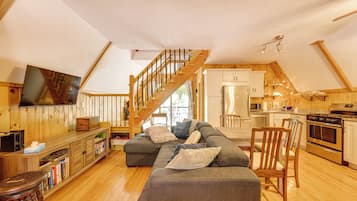 House (1 Bedroom) | Interior