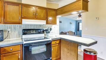 Rumah (2 Bedrooms) | Interior
