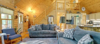 1 Mi to Public Beach: Port Austin Cabin w/ Hot Tub