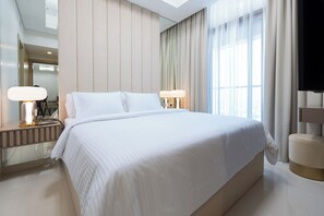 2 Schlafzimmer, Zimmersafe, Schreibtisch, Bügeleisen/Bügelbrett